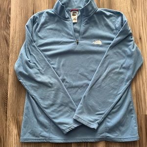 North face pullover